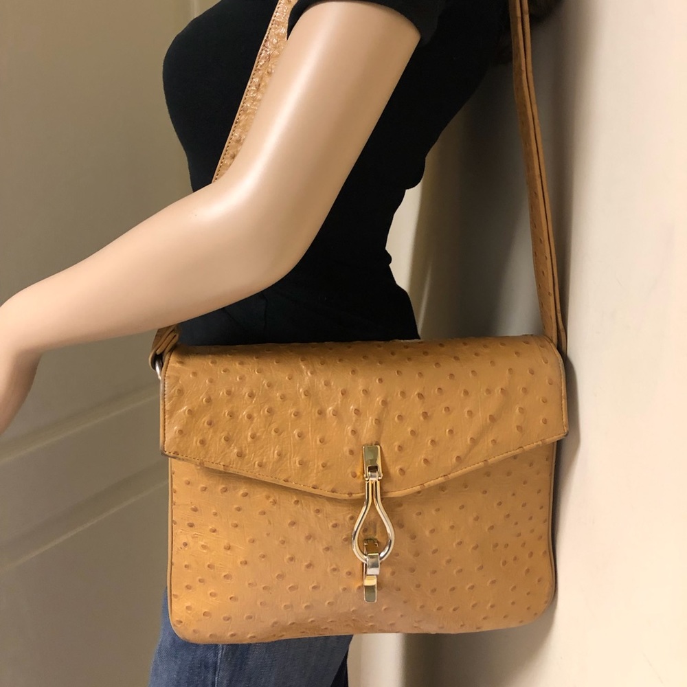 Lederer De Paris Vintage Ostrich Accordion Handbag